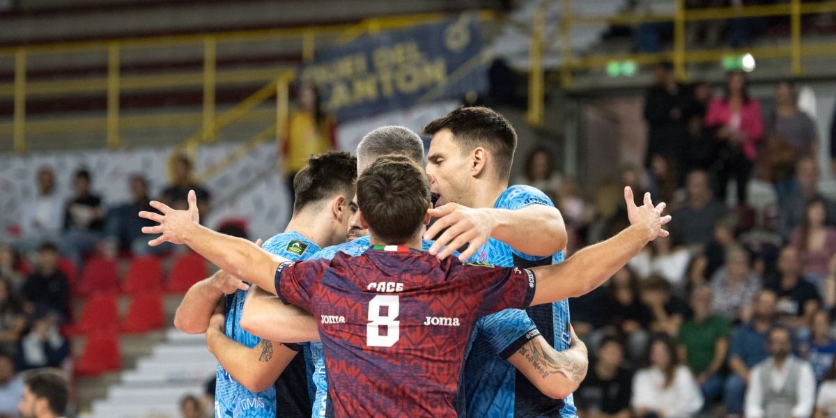 Roma convince all'esordio, Cisterna cede al tie-break